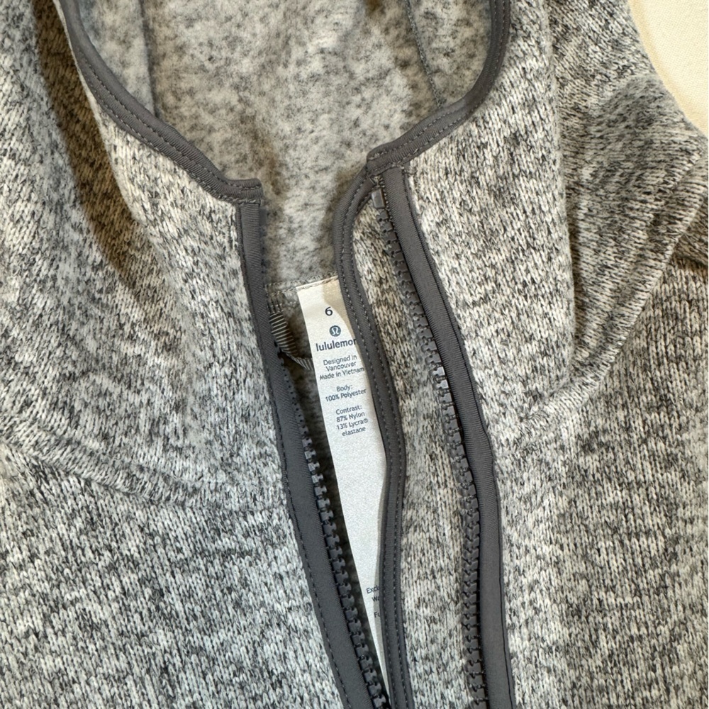 Lululemon (Worn Once) Women’s Heathered Gray Quarter Zip-Up Fleece Jacket Hoodie - Picture 2 of 9